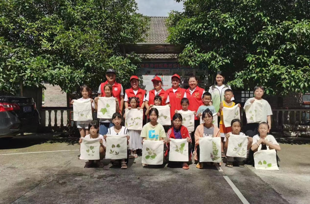 楠木坪镇：染自然之美，护童心同行