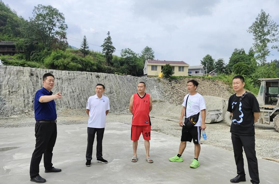 罗砚赴碧涌镇调研乡村旅游工作