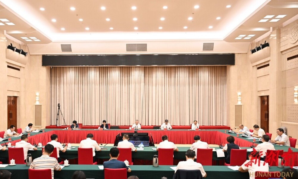 沈晓明：把主题教育成果转化为推进高质量发展实效