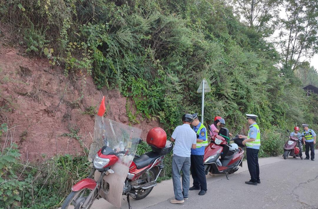 芷江：多部门开展农村道路交通违法专项整治行动