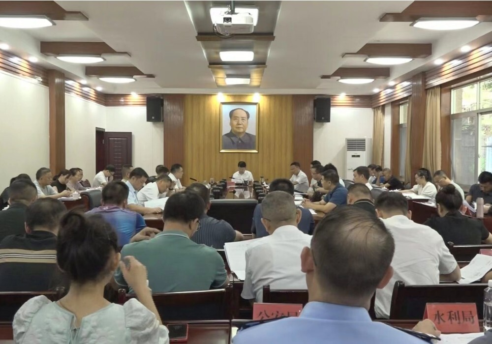 梁志平在书记办公会上强调 发挥绩效考核“指挥棒”作用 锚定目标奋力闯创干 着力推动经济社会高质量发展