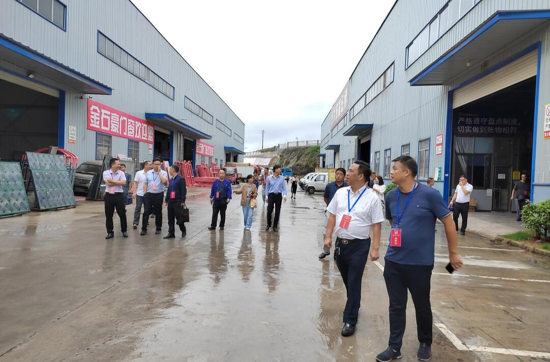 芷江政协四个委员工作室把“委员活动日”活动做实