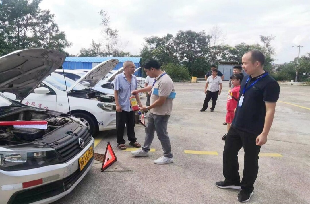 打好安全生产翻身仗丨芷江道路运输服务中心开展“中秋”“国庆”安全隐患排查整治专项行动