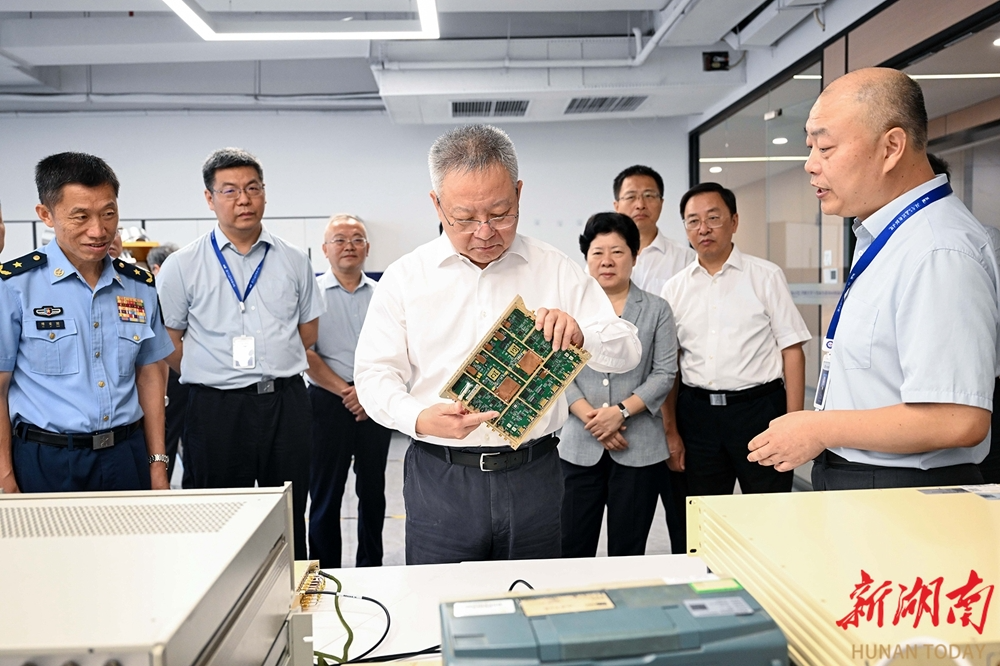 沈晓明：大力推动湖南北斗产业高质量发展