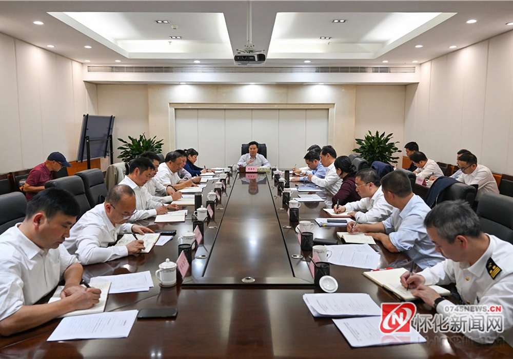 黎春秋调度怀化国际陆港建设