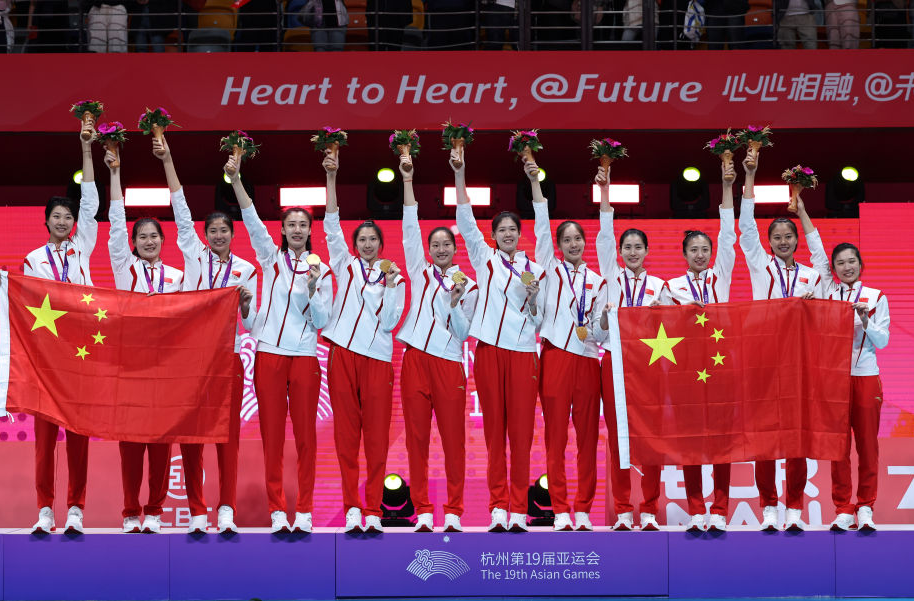 巾帼之花绽放新时代——以习近平同志为核心的党中央引领推动妇女事业发展纪实