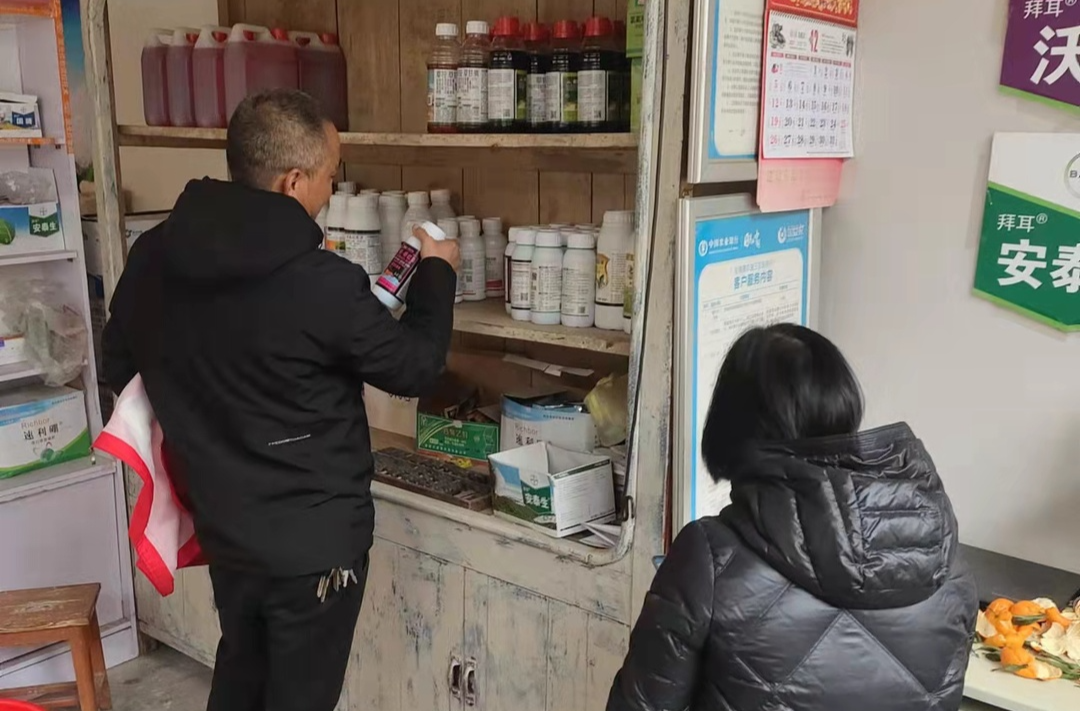 打好安全生产翻身仗丨罗卜田乡开展冬季农资安全专项检查