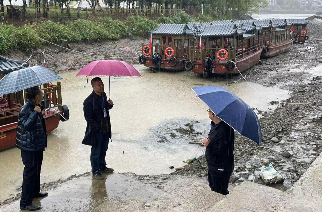 芷江和平湖放水空库期 严防船舶非法捕捞