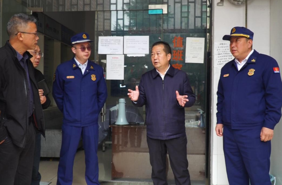 谭茂河深入学校开展消防安全专项检查