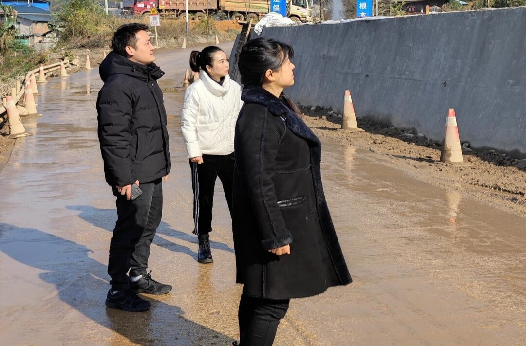 政协水宽乡委员开展改善生态环境专项民主监督活动