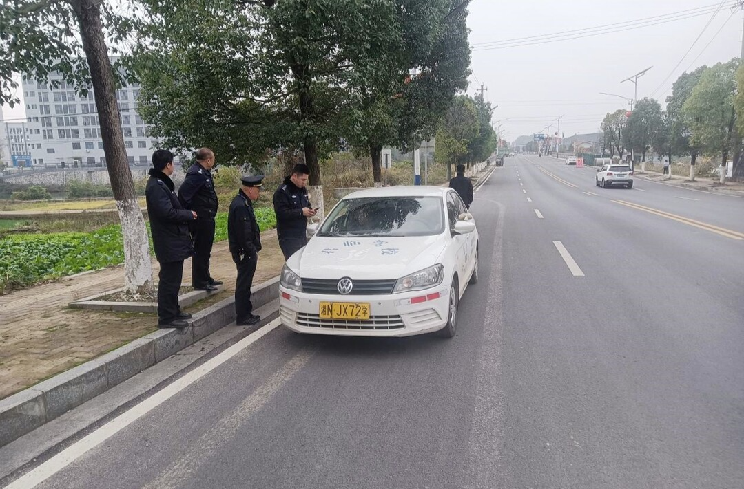 芷江交通运输局开展“冬季攻势”交通安全整治行动