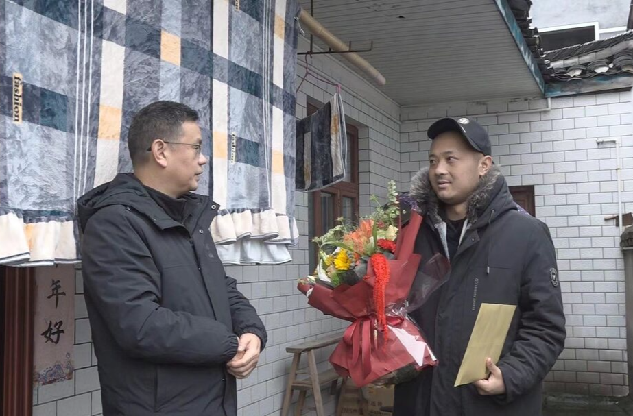 王身祥走访慰问“中国好人”、怀化道德模范刘海清