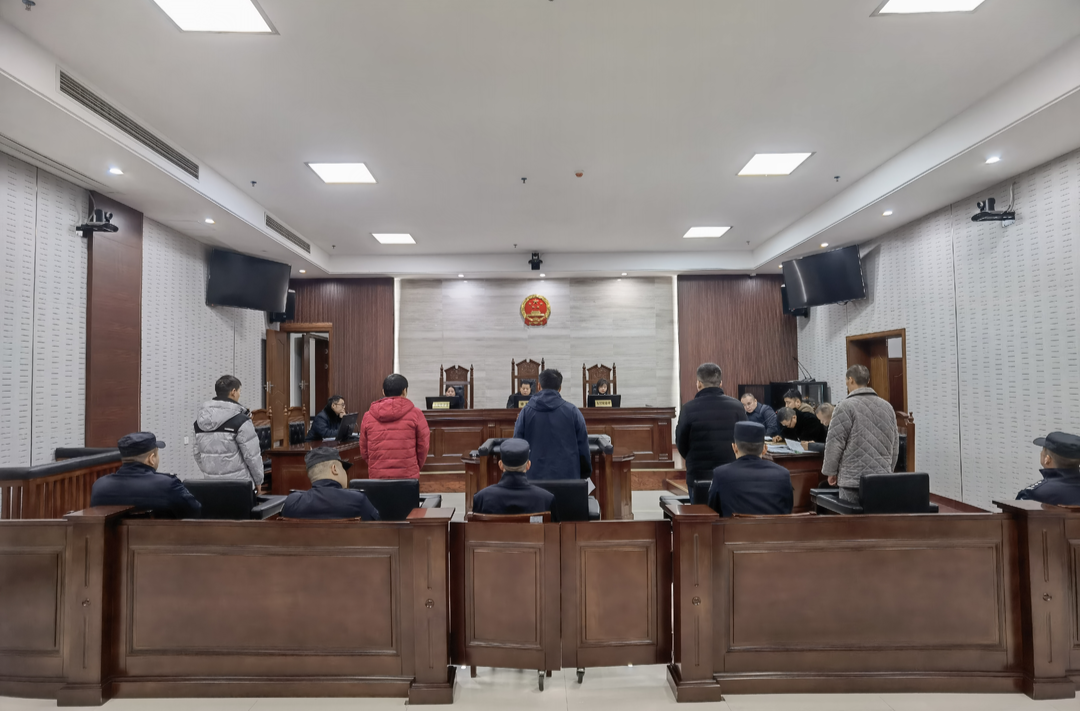 以案说法：制作贩卖游戏外挂 五男子各领刑三年