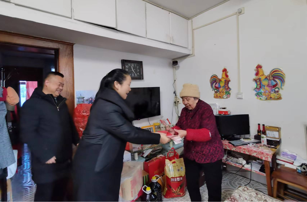 芷江工商联开展春节走访慰问活动