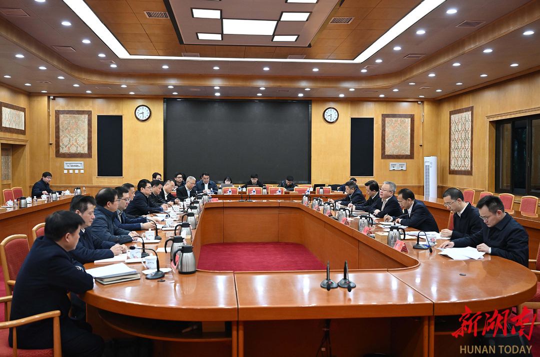 沈晓明主持召开征求央媒驻湘机构意见建议座谈会