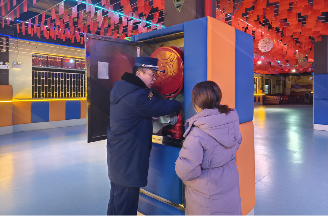 公共娱乐场所存在消防安全隐患 芷江消防责令立即整改