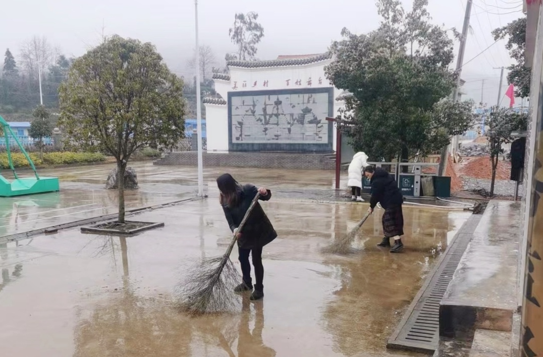 水宽乡开展村庄清洁行动