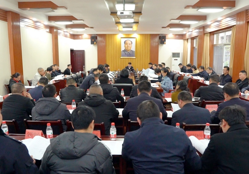 梁志平在全县重点项目调度会上强调 抓项目就是抓招商 抓项目就是抓产业