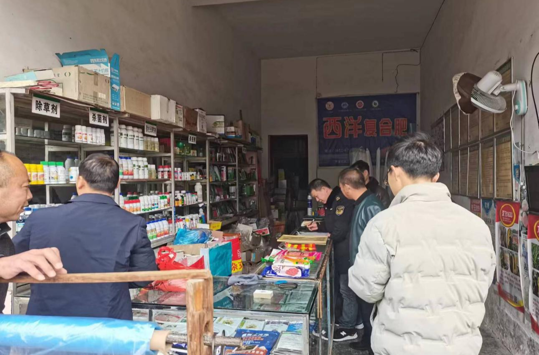 新店坪镇：重拳出击农资造假 全力保障春耕生产