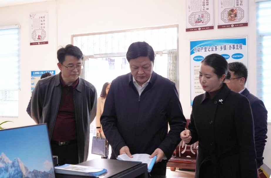 李万千在芷江调研时要求 聚焦人大主责主业不断丰富拓展全过程人民民主的怀化实践