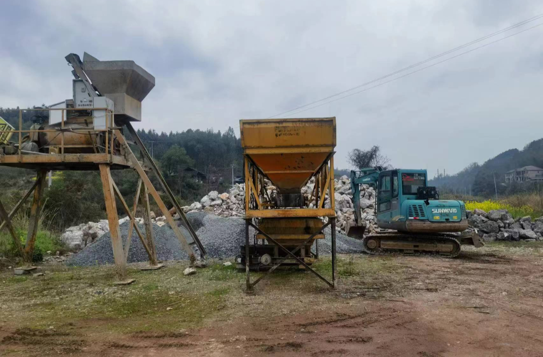 芷江：为民修路办实事 “互联网+监督”连民心