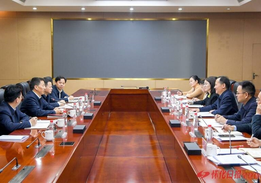 许忠建赴省卫健委对接工作