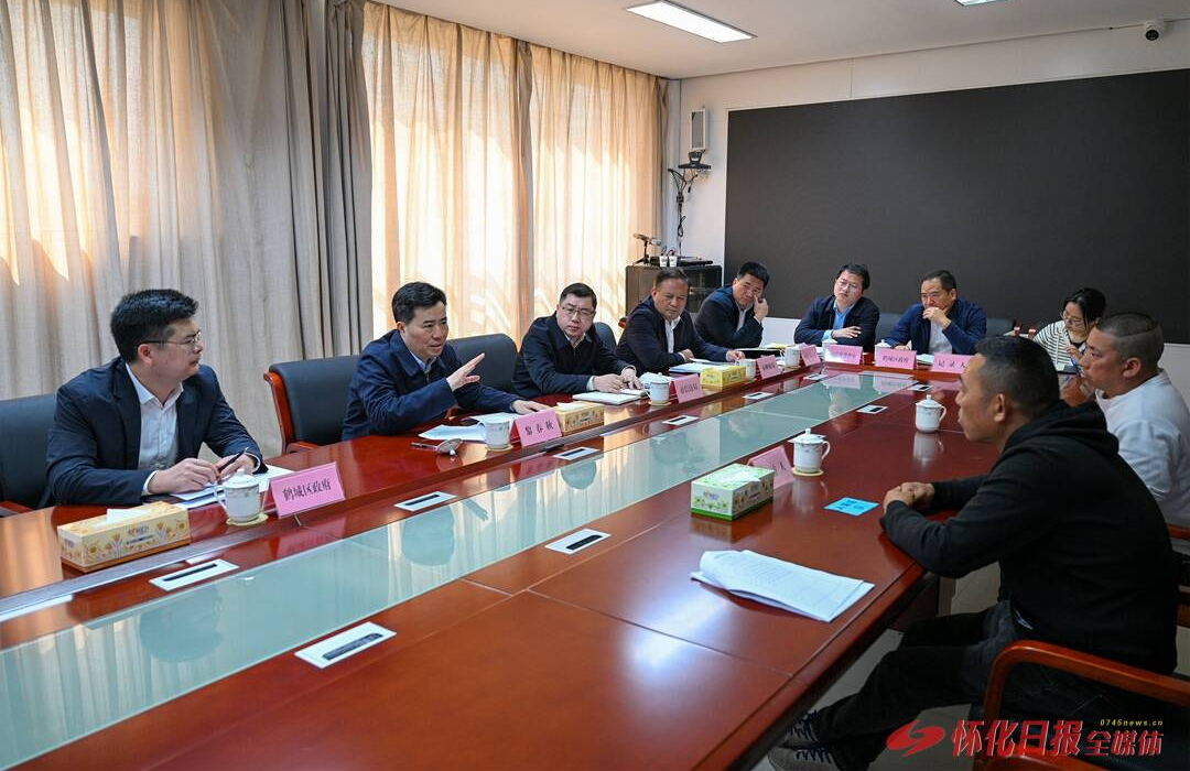 黎春秋：依法依规解决群众合理诉求 真心实意为民排忧解难