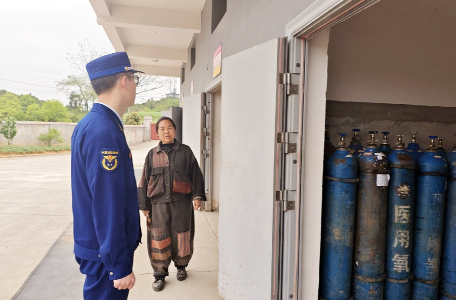 芷江开展易燃易爆场所消防安全专项检查