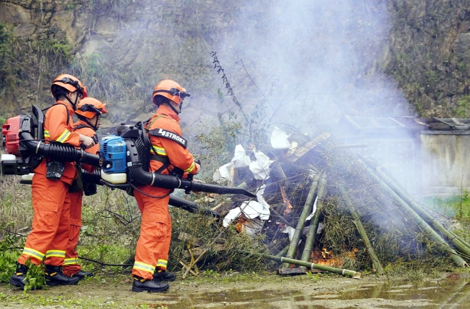筑牢生态安全防线 三道坑省级自然保护区管理所开展森林防灭火演练