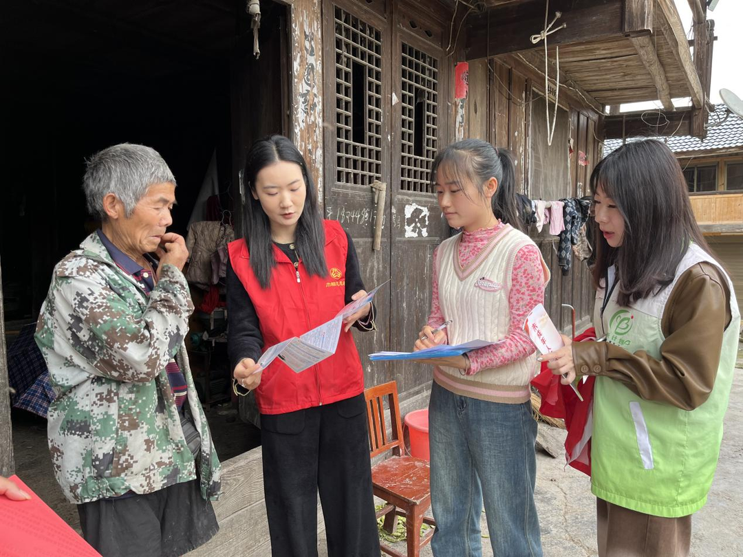 梨溪口乡深入开展未成年人走访关爱活动