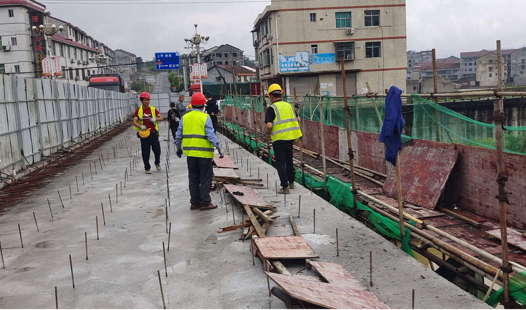 芷江交通质安站：“五一”节前排隐患 安全检查不放松