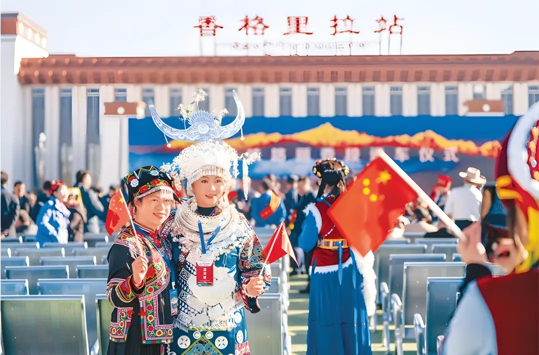 为什么说铸牢中华民族共同体意识源自中国共产党的百年实践