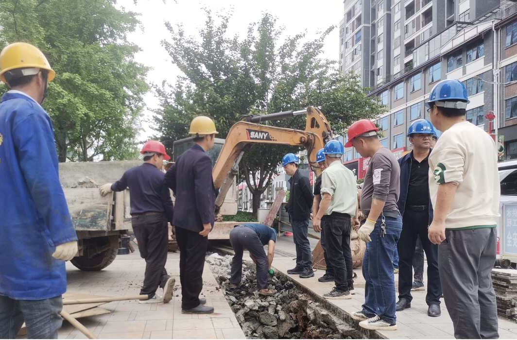 芷江自来水公司：为企业当好“水管家”