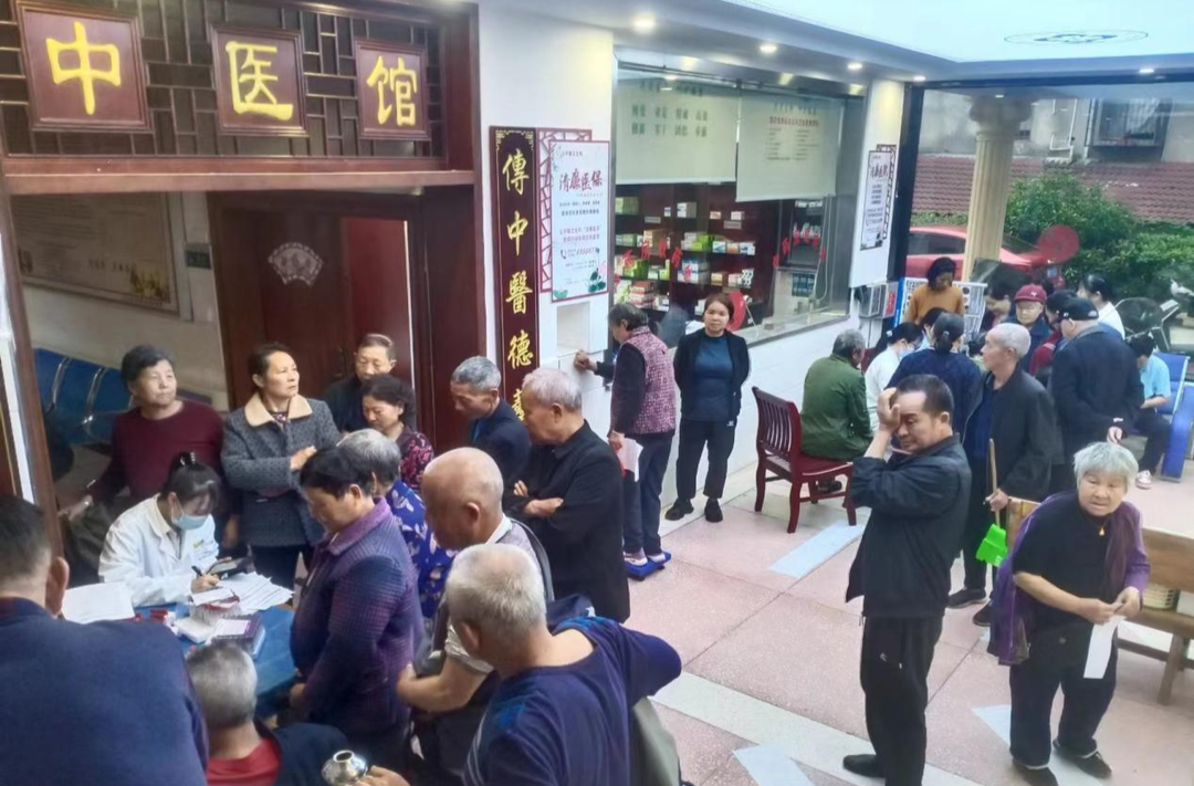 公坪镇卫生院：免费体检暖民心