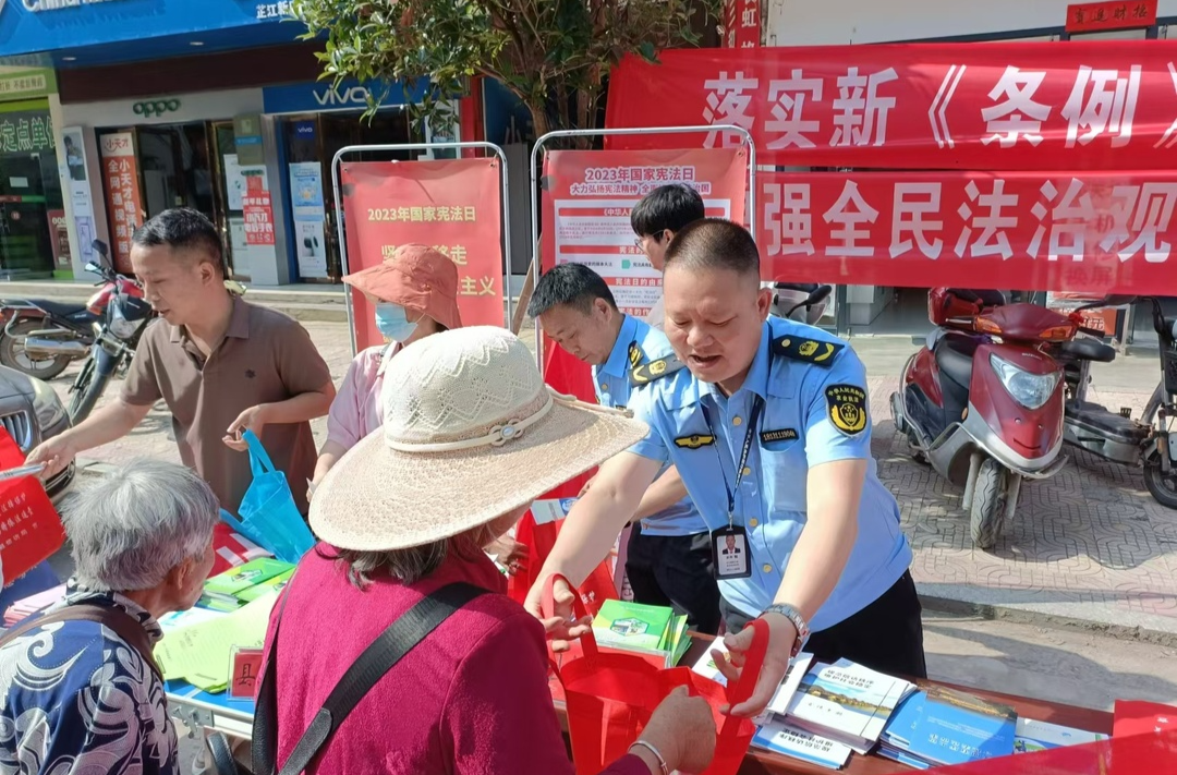 芷江农业农村局积极开展农村法治宣传教育月活动