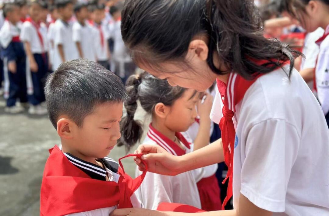 芷江城南小学开展“红领巾爱祖国”迎六一主题活动