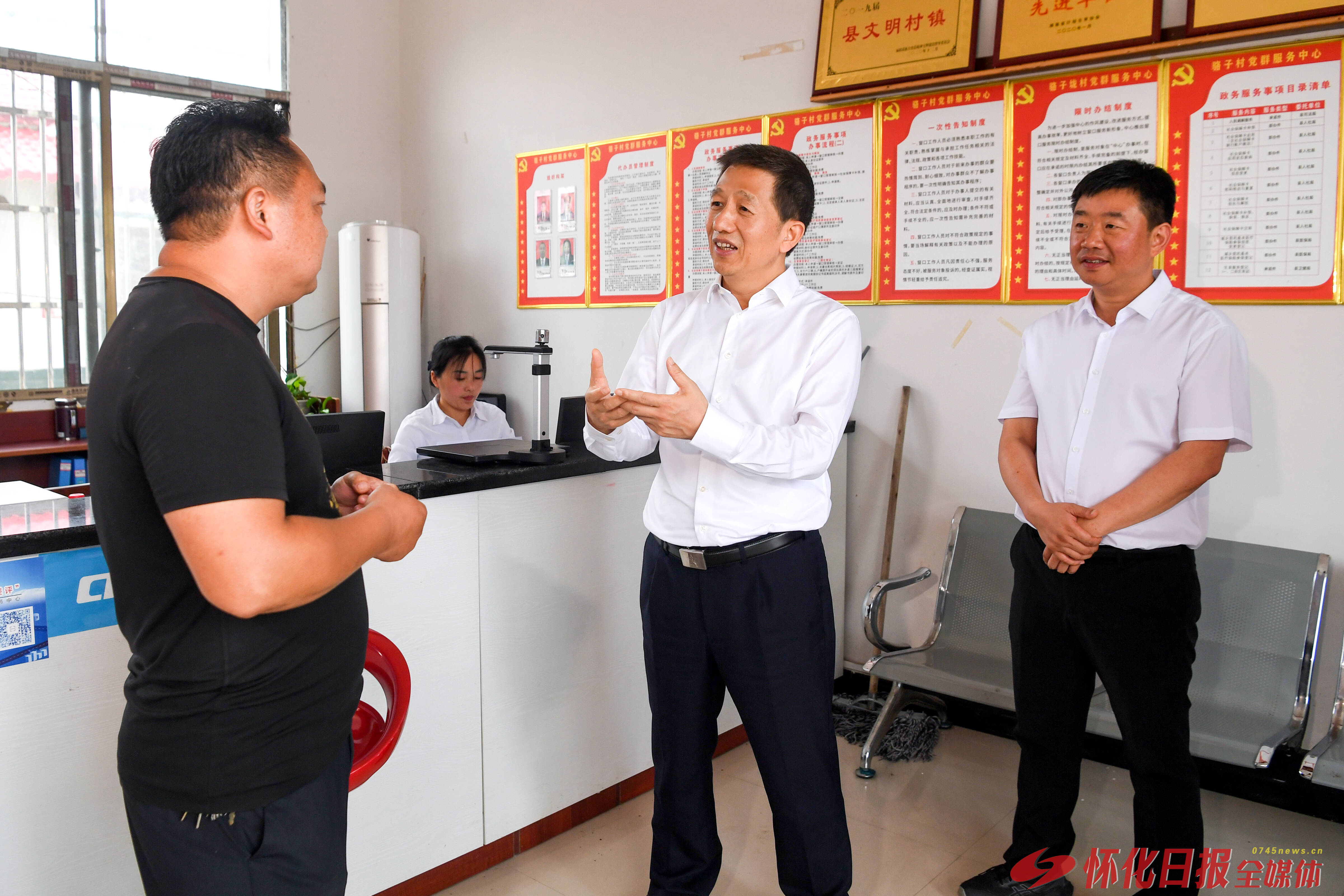 许忠建在麻阳调研