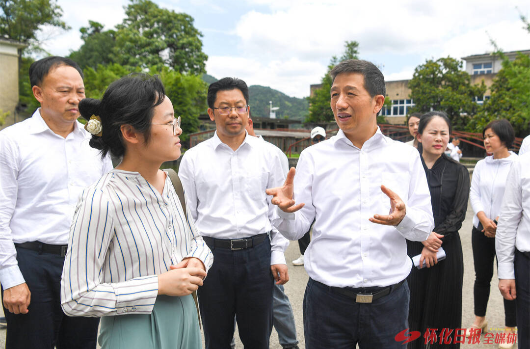 许忠建在洪江市调研第三届怀化市旅发大会筹备工作时强调：切实加强文物保护和活化利用 建好农耕文化展示标志性工程