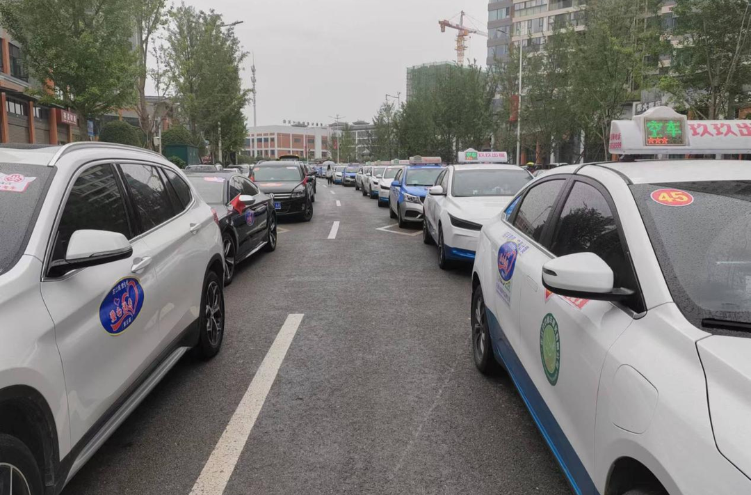芷江第五届“情满送考路 民企伴你行”爱心送考活动圆满结束