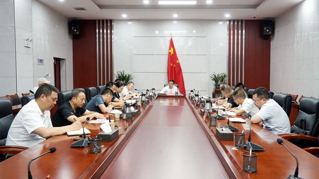 梁元和调研三中片区棚户区改造项目