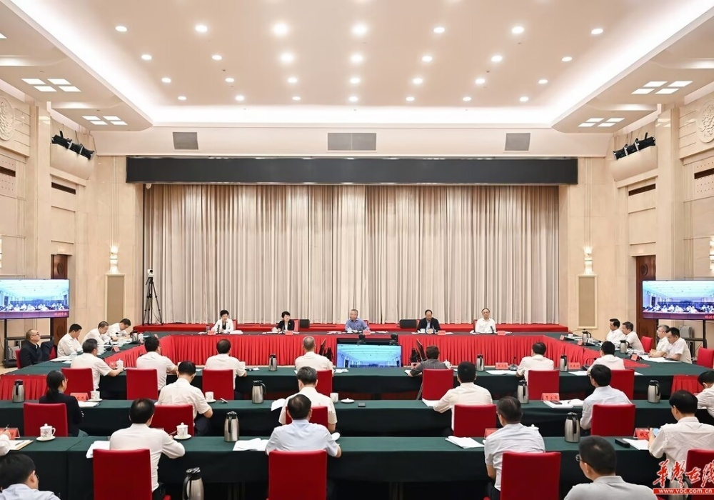 沈晓明：推动全省产业园区高质量发展