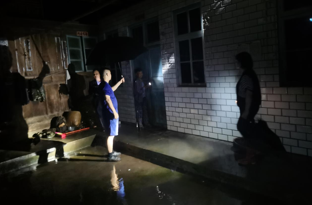 罗卜田乡：迎战强降雨 保障群众生命财产安全