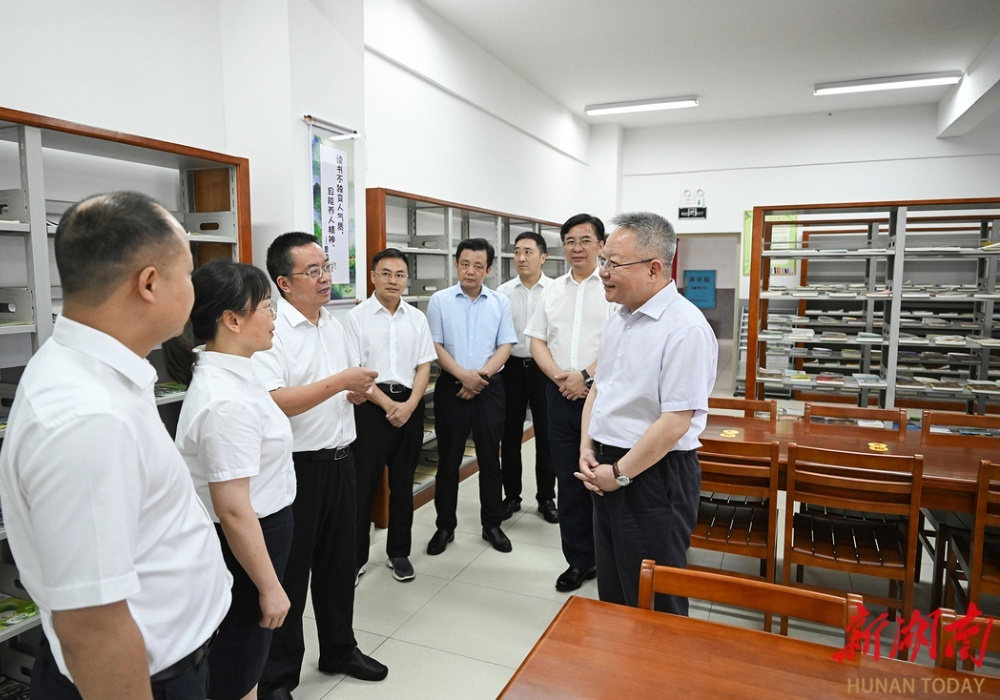 沈晓明专题调研基础教育高质量发展
