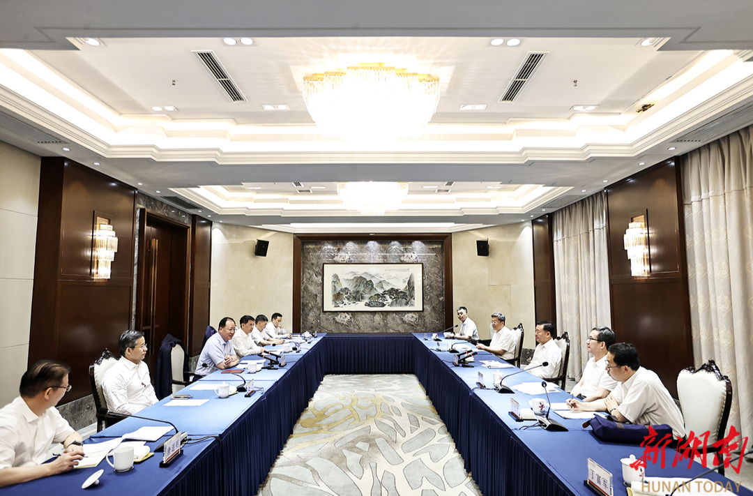 省政府与住建部举行工作会谈 毛伟明倪虹出席