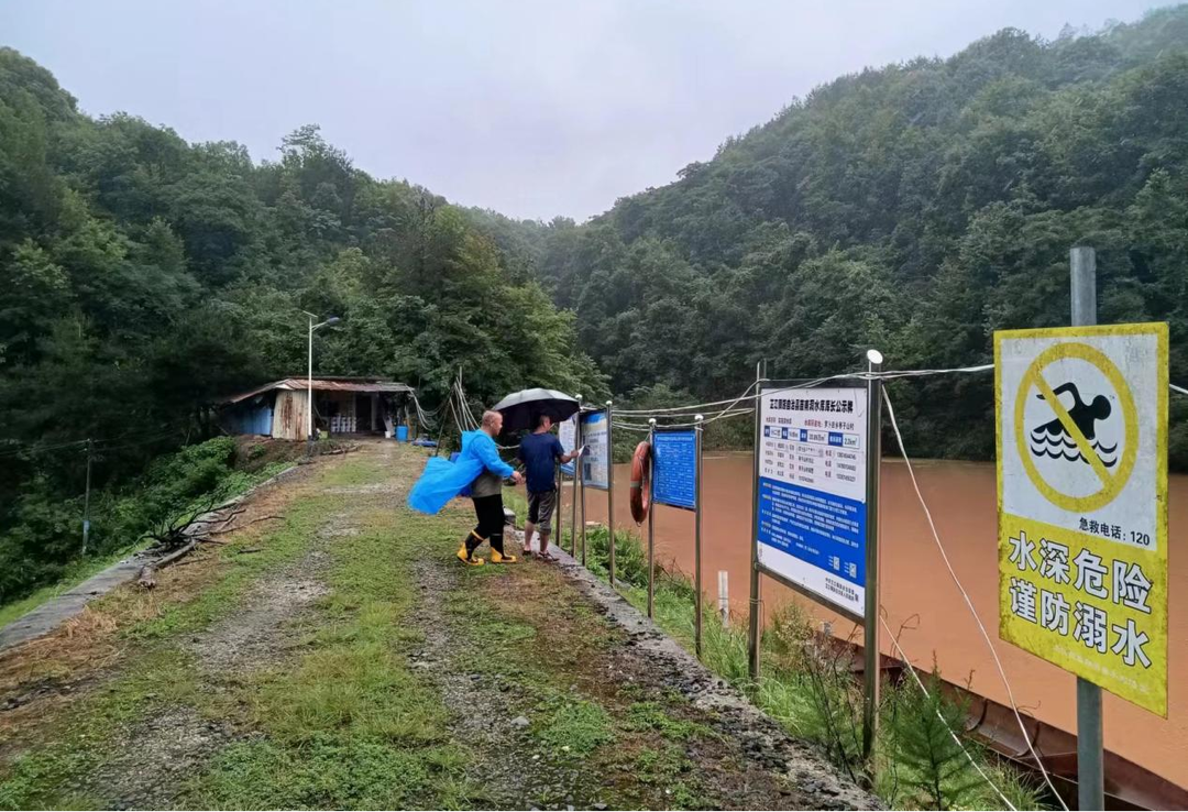 罗卜田乡：巡查山塘水库，确保安全度汛