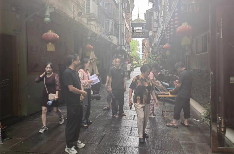 芷江政协：委员齐心上一线 共御洪峰显担当