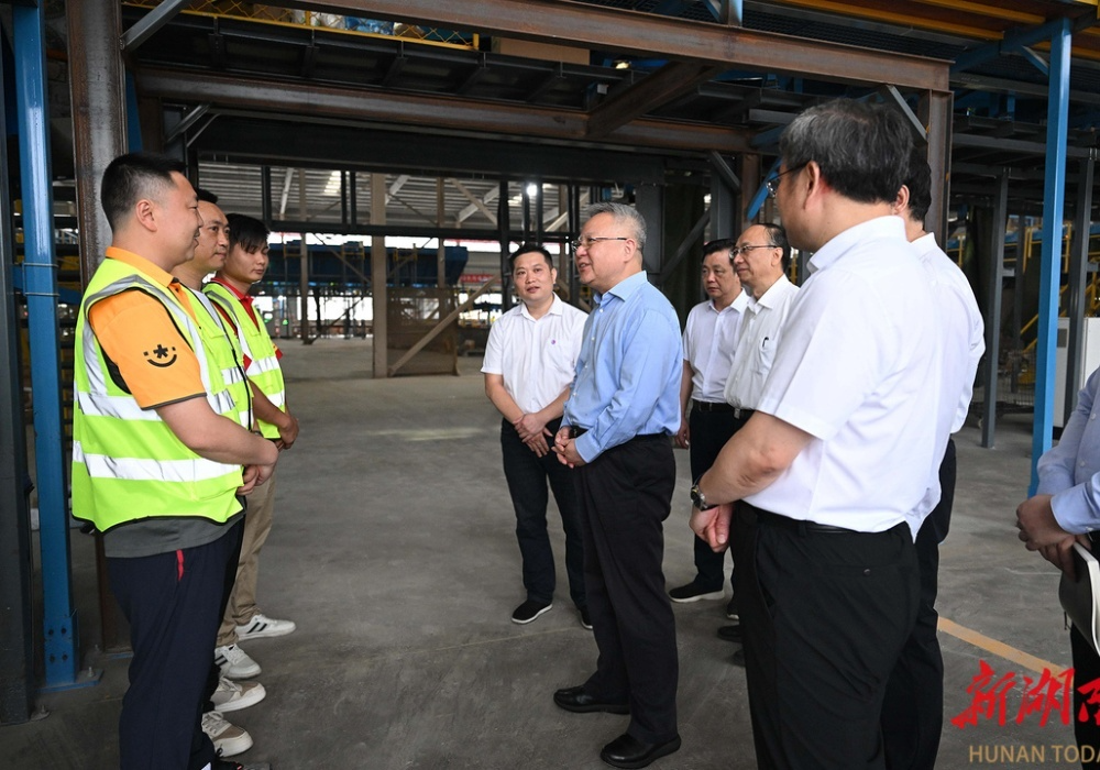 沈晓明在张家界调研党建工作并开展走访慰问