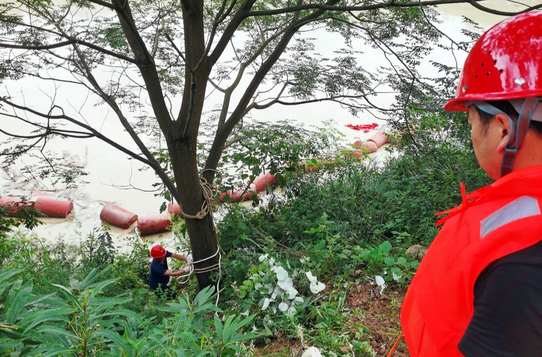 芷江春阳滩水电：紧急救灾显身手 护好水库大坝
