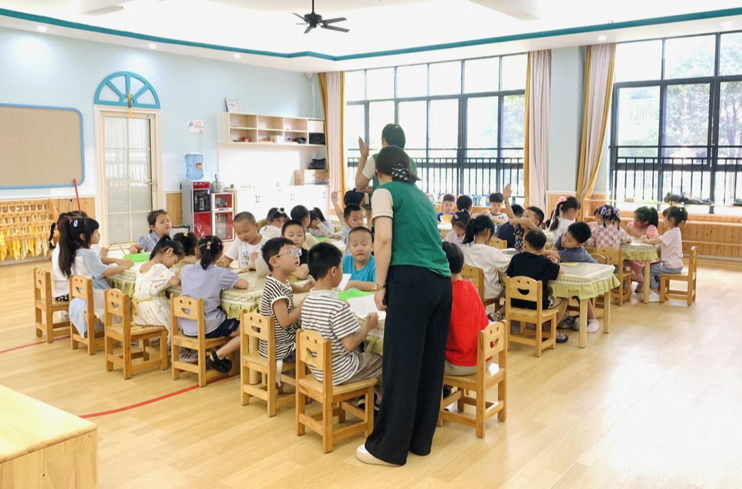 “快乐暑假，我们守护” 芷江总工会暑假爱心托管班开班