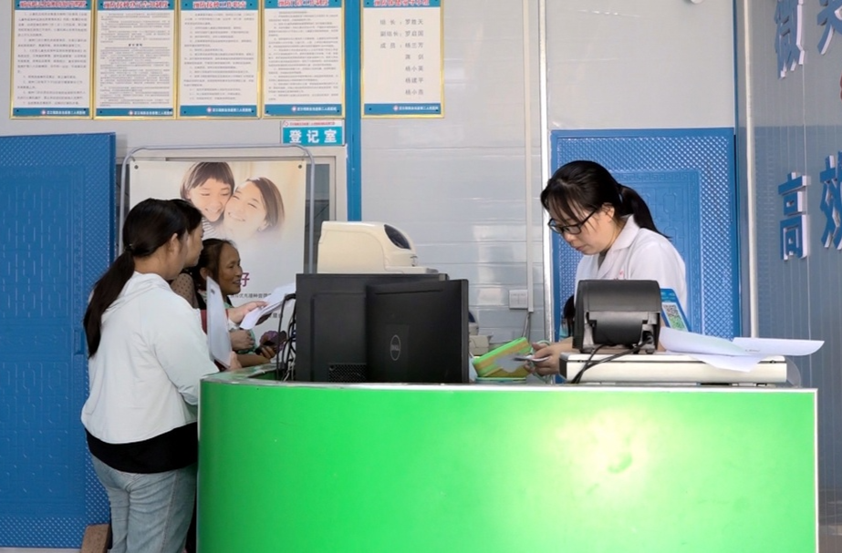 芷江第二人民医院：更高标准、更严要求 用心用情服务群众